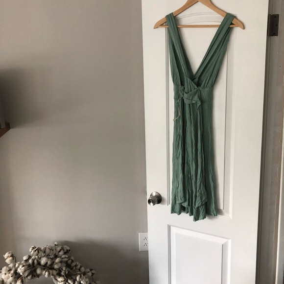 Adorable and super comfortable green dress - Picture 2 of 3